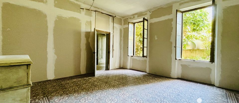 Town house 5 rooms of 95 m² in Avignon (84000)