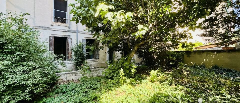 Town house 5 rooms of 95 m² in Avignon (84000)