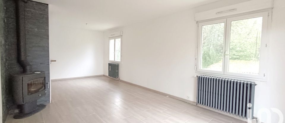 House 4 rooms of 93 m² in Pruniers (36120)