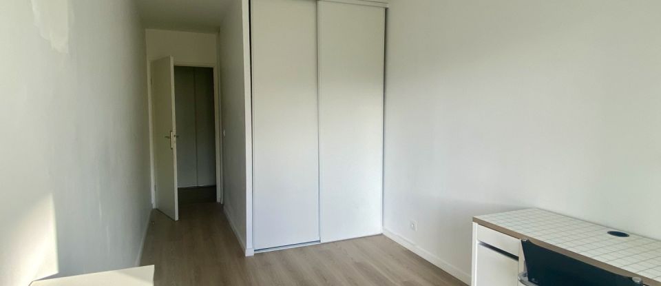 Apartment 4 rooms of 85 m² in Châtenay-Malabry (92290)