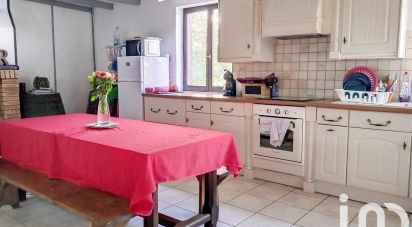 House 4 rooms of 92 m² in Bazouges-la-Pérouse (35560)