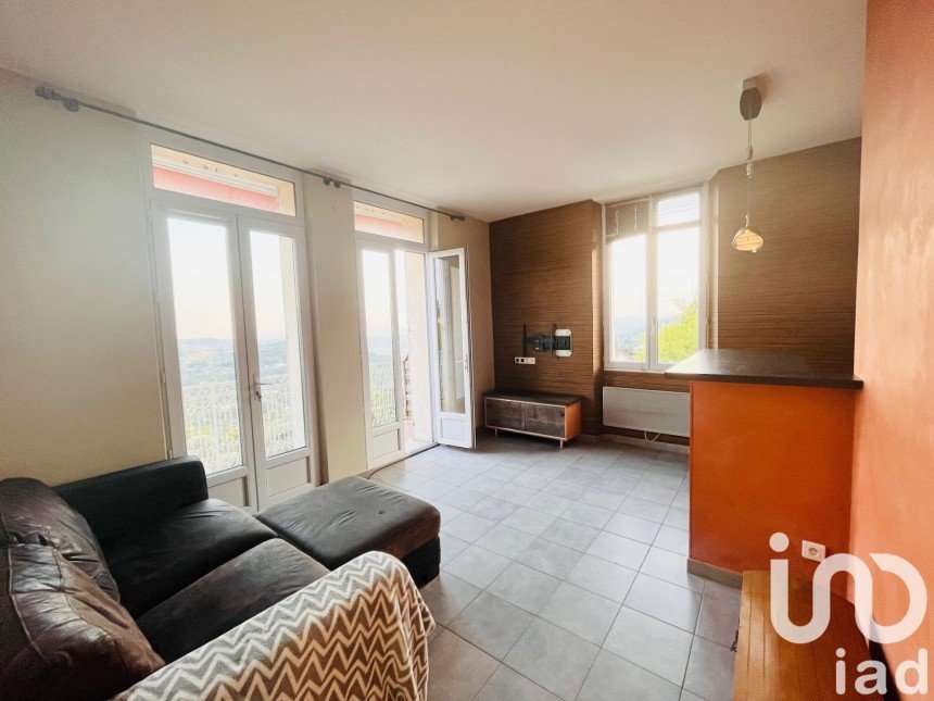 Appartement 5 pièces de 102 m² à Grasse (06520)