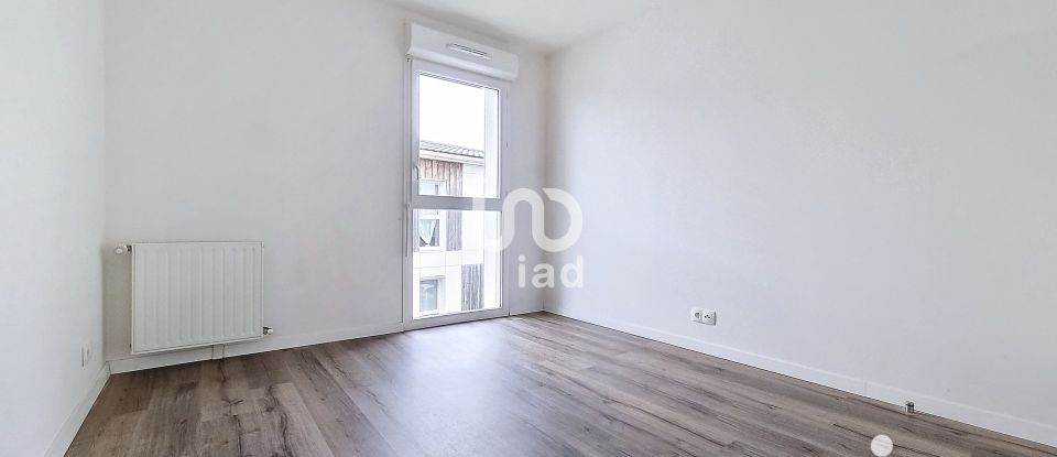 Apartment 3 rooms of 59 m² in Guignes (77390)