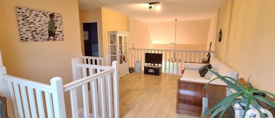 Apartment 4 rooms of 103 m² in Chartres (28000)