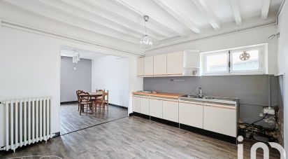 Maison 6 pièces de 136 m² à Saint-Péravy-la-Colombe (45310)