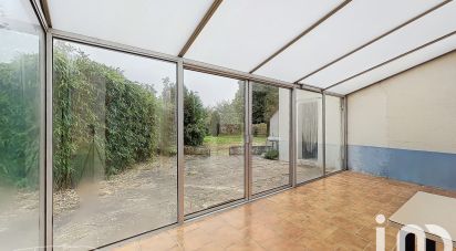 Maison 6 pièces de 136 m² à Saint-Péravy-la-Colombe (45310)