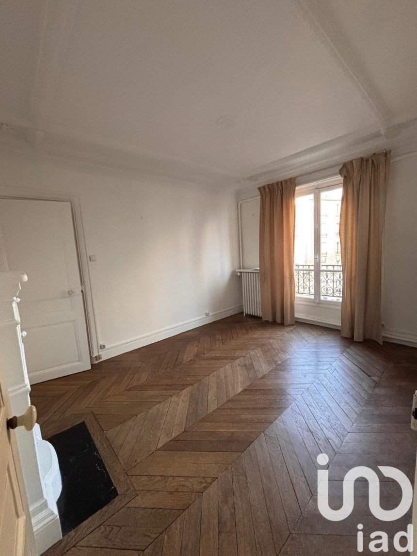 Appartement 2 pièces de 40 m² à Paris (75015)