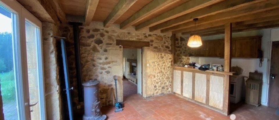 Maison de campagne 6 pièces de 196 m² à Saint-Pardoux-et-Vielvic (24170)