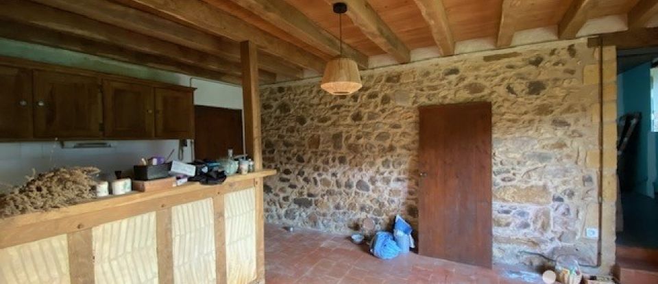 Maison de campagne 6 pièces de 196 m² à Saint-Pardoux-et-Vielvic (24170)