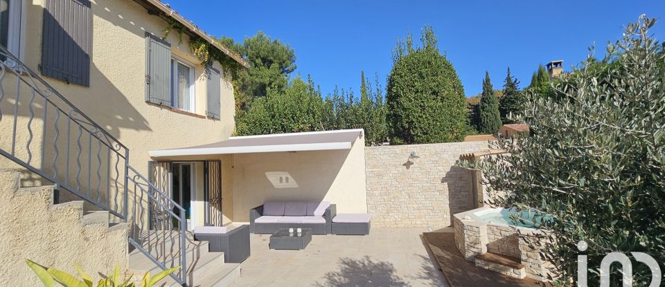 Traditional house 7 rooms of 145 m² in Maussane-les-Alpilles (13520)