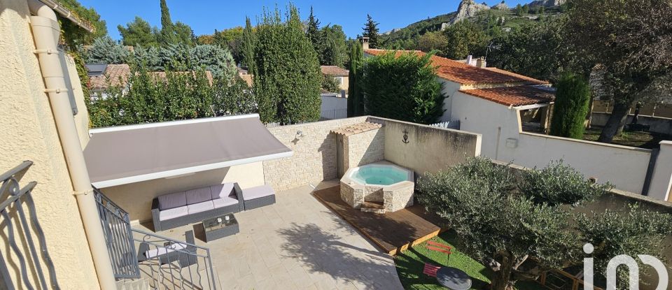 Traditional house 7 rooms of 145 m² in Maussane-les-Alpilles (13520)