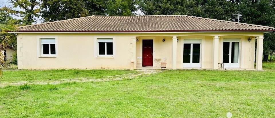 House 4 rooms of 146 m² in Neuvic (24190)