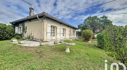 House 4 rooms of 105 m² in Saint-Léon (33670)