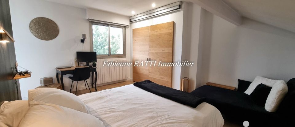 Traditional house 9 rooms of 193 m² in Carrières-sur-Seine (78420)