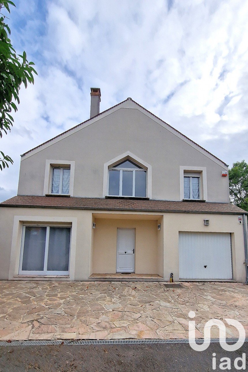 Maison 5 pièces de 136 m² à Longjumeau (91160)