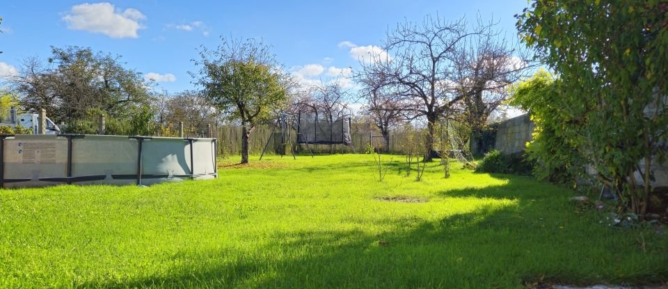 Town house 7 rooms of 152 m² in Bourges (18000)