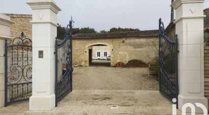 Ferme 6 pièces de 187 m² à Siecq (17490)