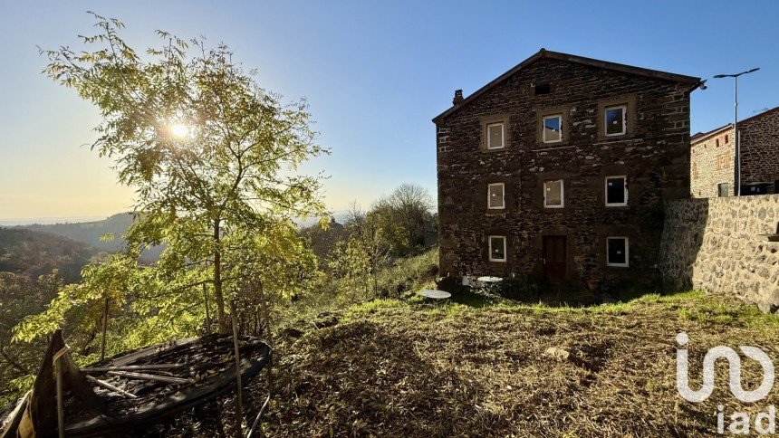 Immeuble de 130 m² à Saint-Jean-Lachalm (43510)