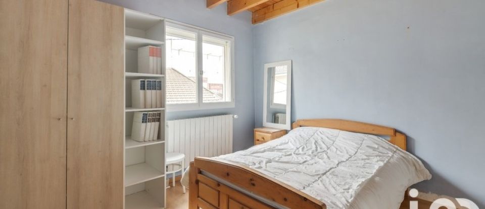 Appartement 3 pièces de 58 m² à Ivry-sur-Seine (94200)