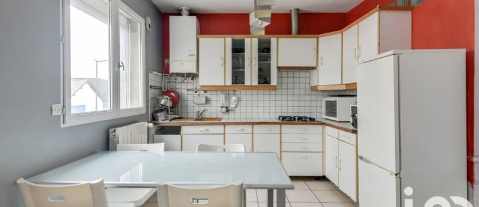 Appartement 3 pièces de 58 m² à Ivry-sur-Seine (94200)