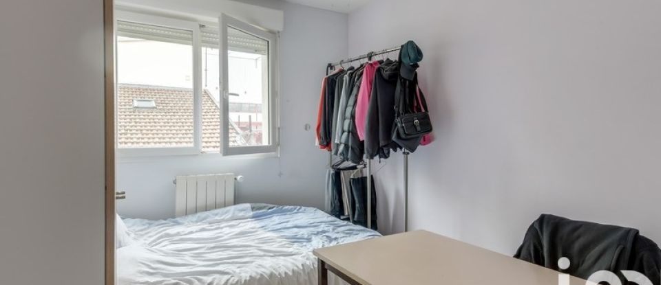 Appartement 3 pièces de 58 m² à Ivry-sur-Seine (94200)