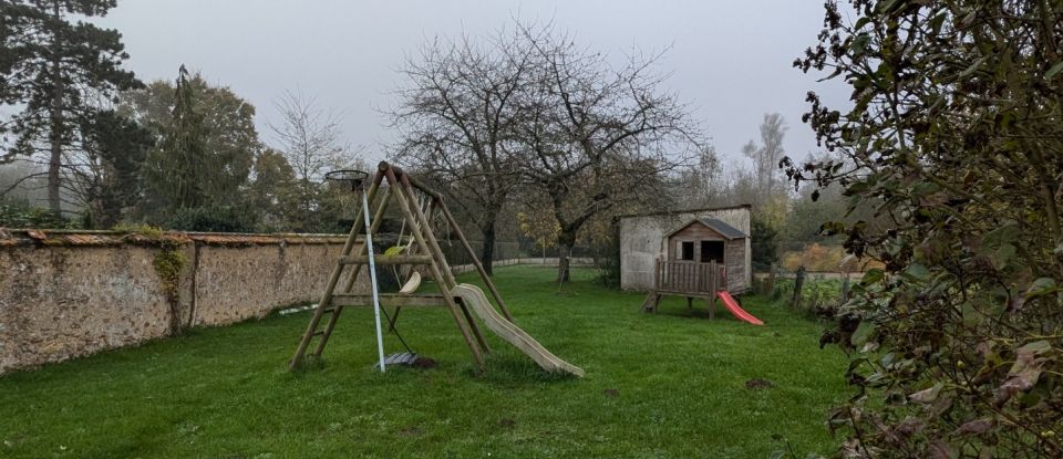 Maison 5 pièces de 110 m² à Saint-Avit-les-Guespières (28120)