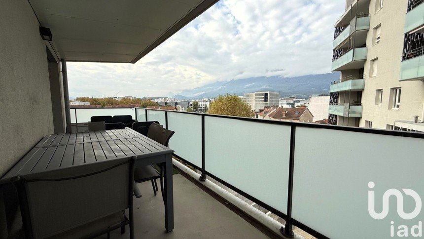 Appartement 3 pièces de 63 m² à Grenoble (38000)