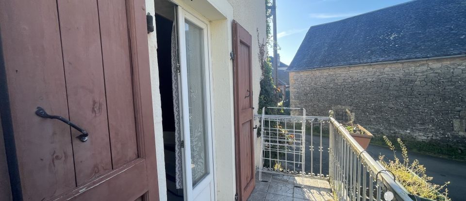 Maison traditionnelle 3 pièces de 85 m² à Saint-Martin-de-Lenne (12130)