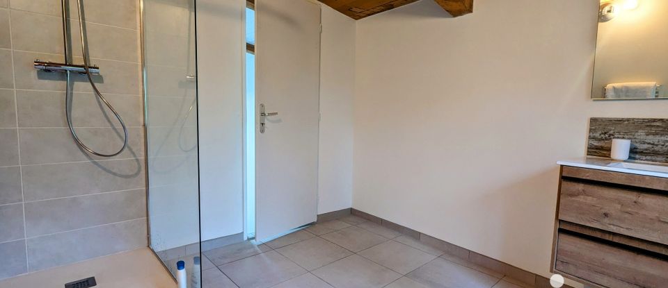 Immeuble de 250 m² à Crest (26400)