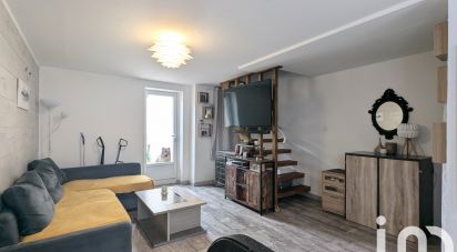 House 2 rooms of 50 m² in Saint-Rémy-sur-Avre (28380)