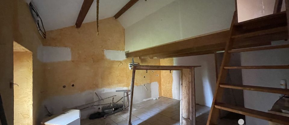 Maison 5 pièces de 92 m² à Campagnac (12560)