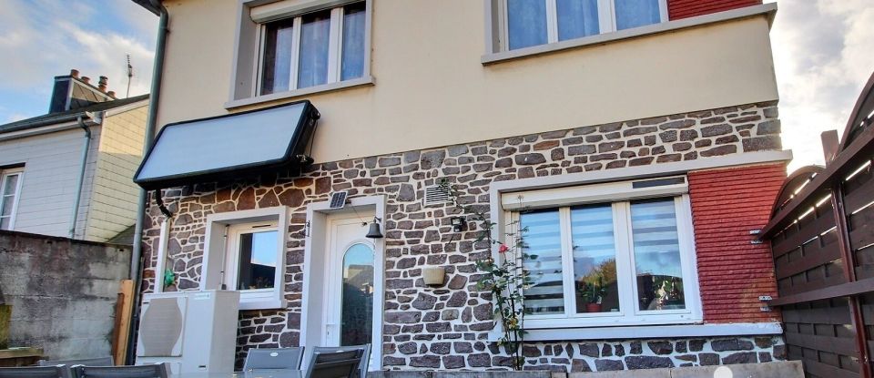 Maison traditionnelle 7 pièces de 95 m² à Flers (61100)