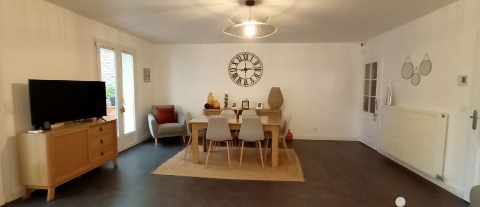 Maison 5 pièces de 112 m² à Wavrin (59136)