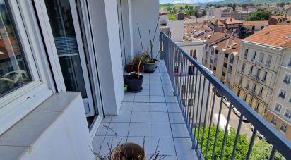 Appartement 3 pièces de 85 m² à Saint-Chamond (42400)