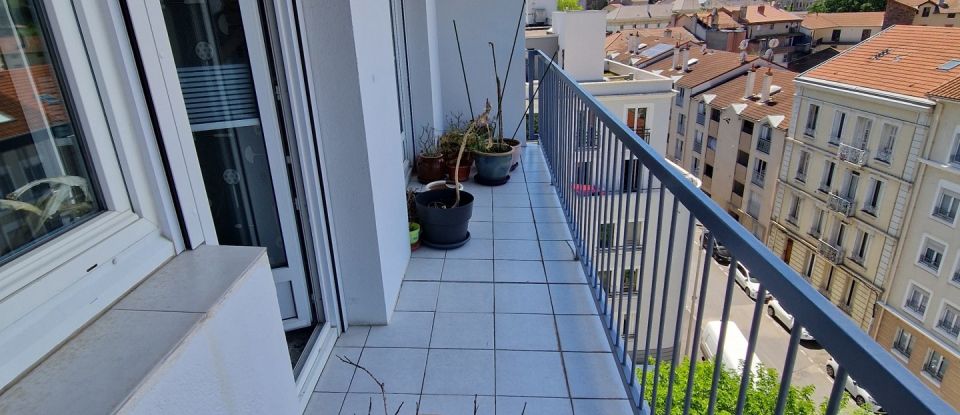 Appartement 3 pièces de 85 m² à Saint-Chamond (42400)