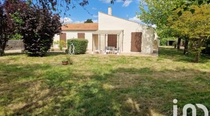 Traditional house 5 rooms of 127 m² in La Jarrie (17220)