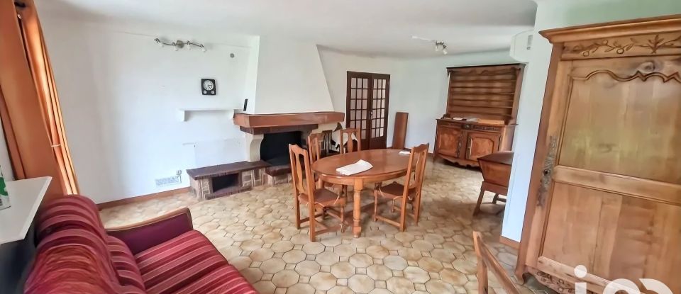 Traditional house 5 rooms of 127 m² in La Jarrie (17220)