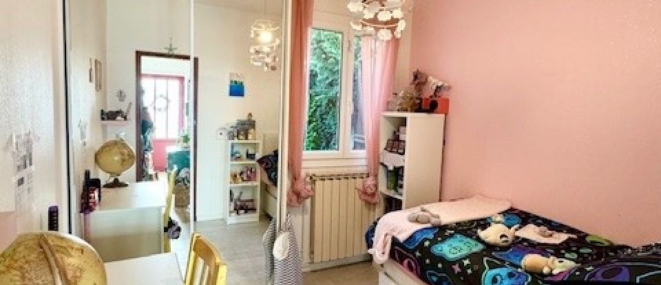 Pavilion 5 rooms of 85 m² in Sarcelles (95200)