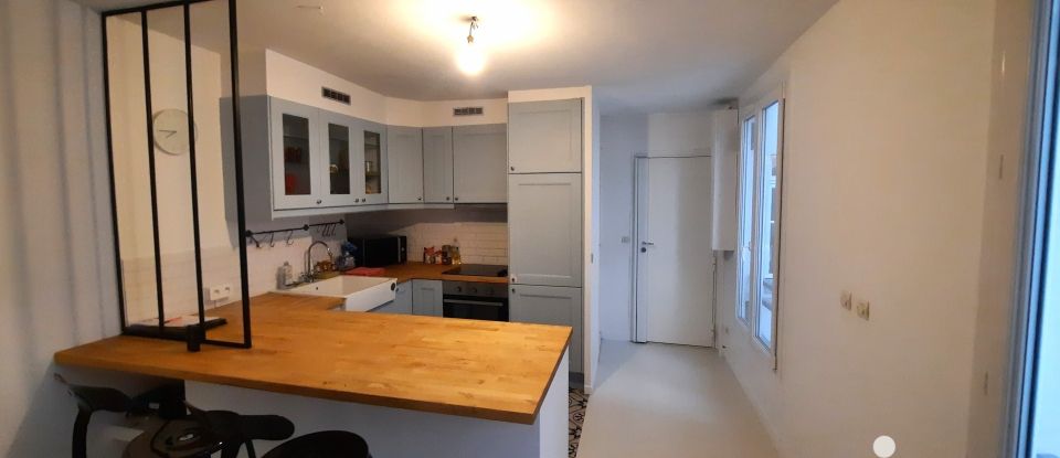 Appartement 4 pièces de 48 m² à Paris (75010)