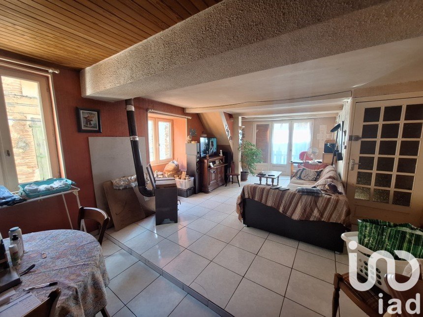 Village house 5 rooms of 122 m² in Fourques (66300)