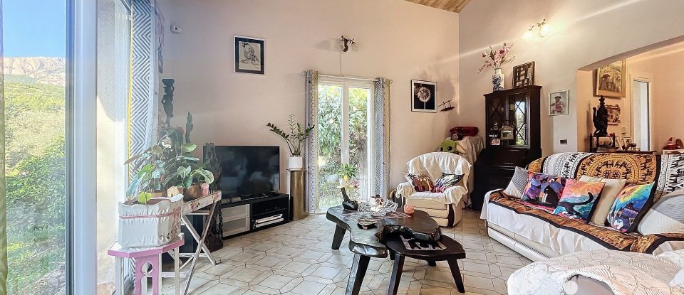 House 5 rooms of 115 m² in Toulon (83200)