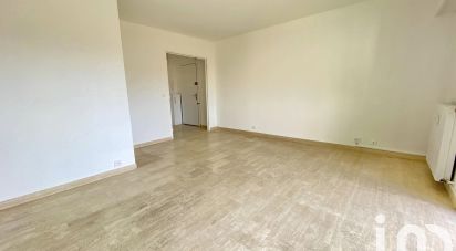 Appartement 2 pièces de 48 m² à Saint-Laurent-du-Var (06700)