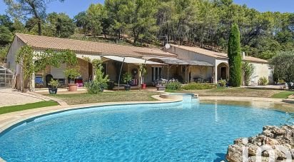 House 7 rooms of 220 m² in Pierrefeu-du-Var (83390)