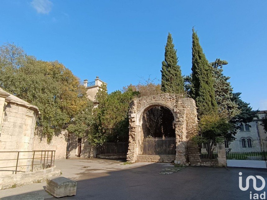 Maison 4 pièces de 125 m² à Arles (13200)