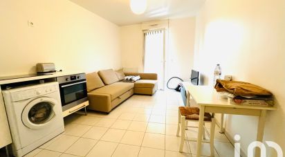 Apartment 2 rooms of 37 m² in Saint-Thibault-des-Vignes (77400)