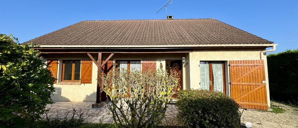 Traditional house 4 rooms of 71 m² in Ballancourt-sur-Essonne (91610)