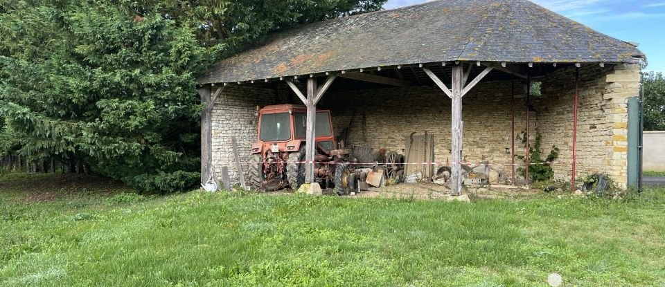 Longère 5 pièces de 120 m² à Saint-Jean-de-Sauves (86330)