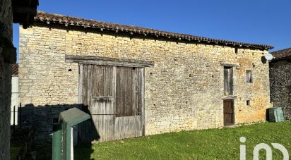 Barn conversion 2 rooms of 120 m² in Couture (16460)