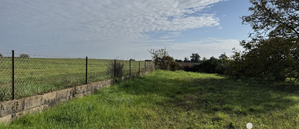 Terrain de 1 303 m² à Vouneuil-sous-Biard (86580)