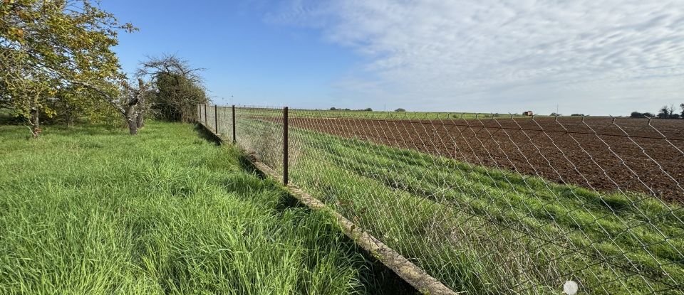 Terrain de 1 303 m² à Vouneuil-sous-Biard (86580)